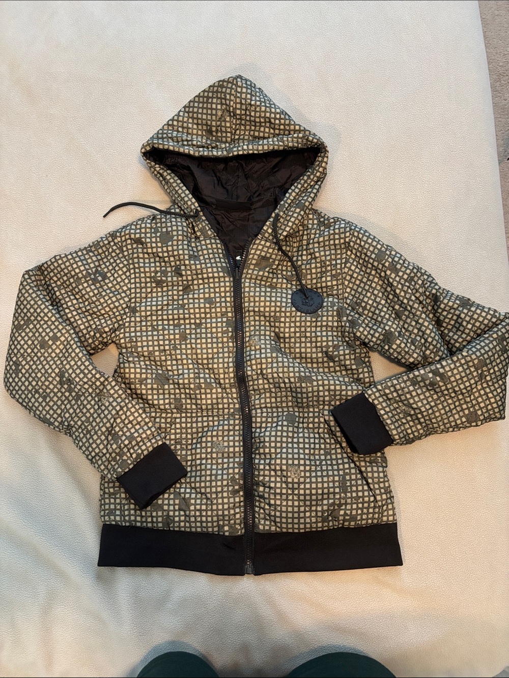 Women’s Hooded Jacket in Olive Grid Print